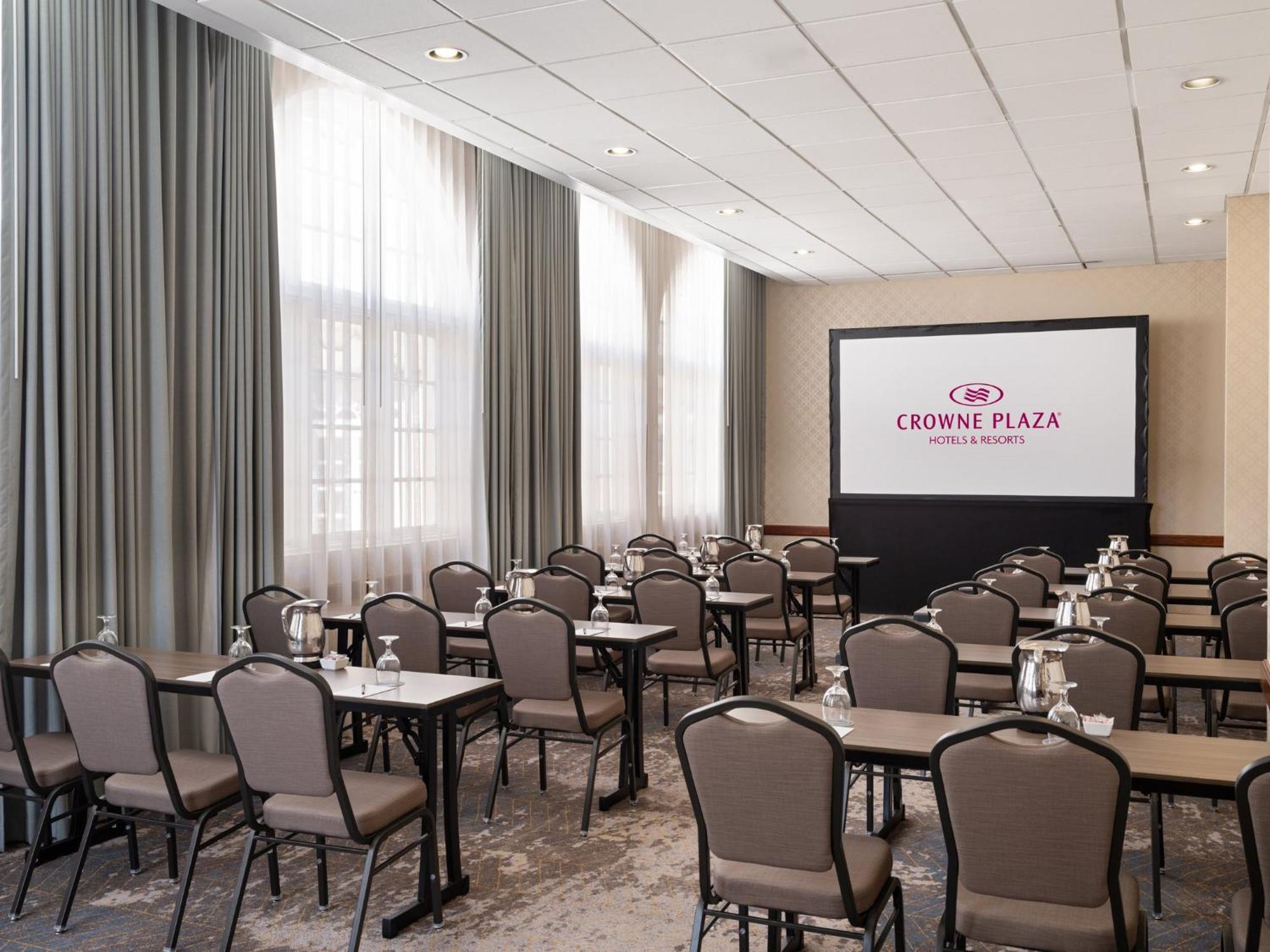 Crowne Plaza Phoenix - Chandler Golf Resort By Ihg Exterior foto